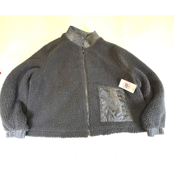 Juicy Couture Jackets & Blazers - Juicy Couture Black Sherpa Jacket Womens 2X Cropped Y2K McBling Fleece Zip NWT